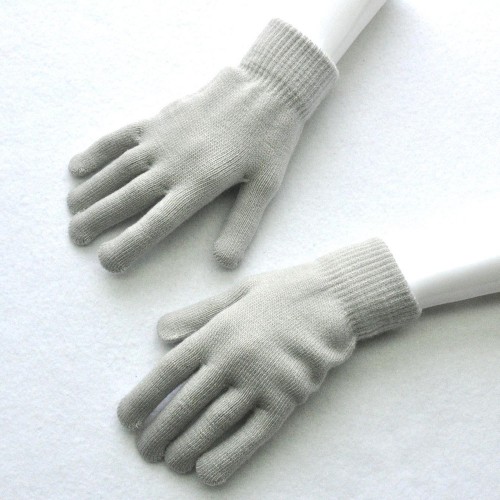 Knitted warm gloves